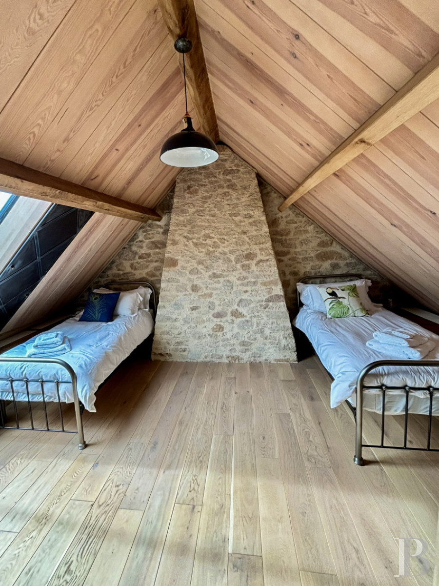 A former semaphore station overlooking the sea in Finistère, at the tip of Lervily - photo  n°29